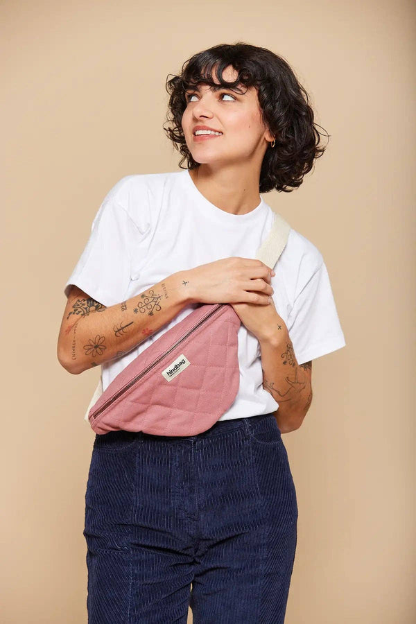 Gesteppte Gürteltasche Olivia in Blush