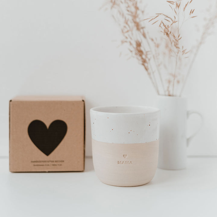 Becher "Mama" - raschekraenzedevelopment